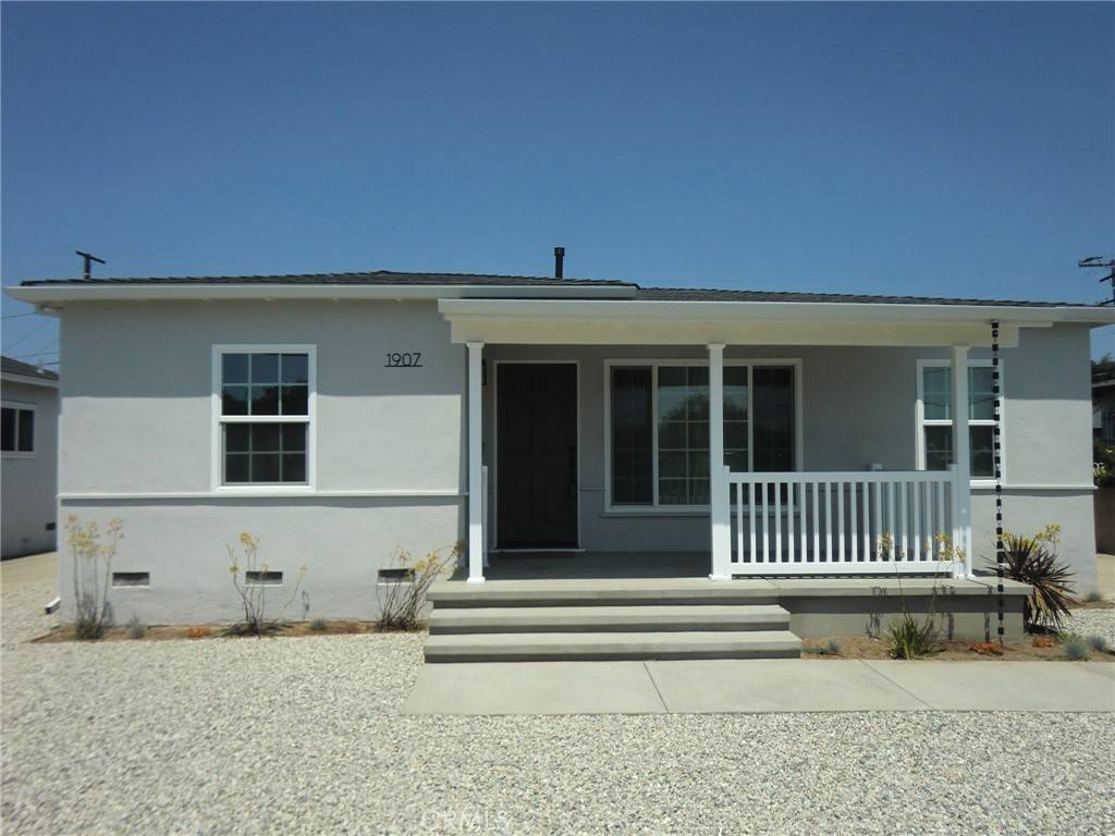 Gardena, CA 90249,1907 W 154th PL