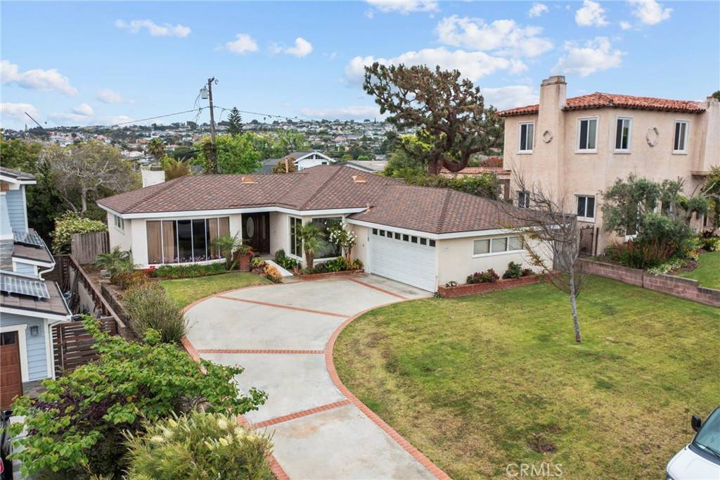 Redondo Beach, CA 90277,140 Camino De Las Colinas