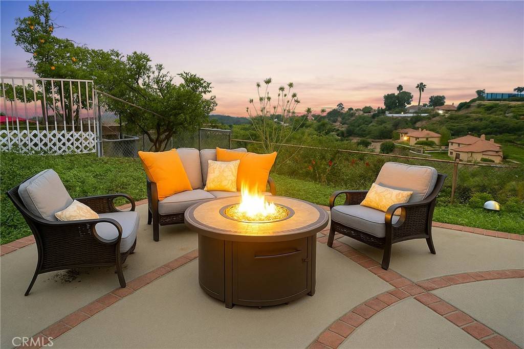 Rancho Palos Verdes, CA 90275,27990 Beechgate DR