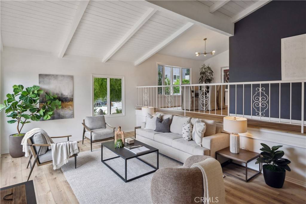 Rancho Palos Verdes, CA 90275,30047 Knoll View DR