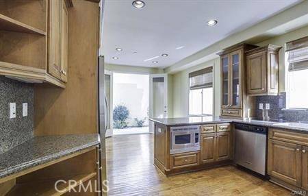 Redondo Beach, CA 90278,2007 Marshallfield LN #B