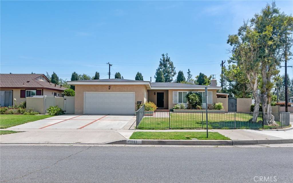 Santa Ana, CA 92705,1702 Albion AVE