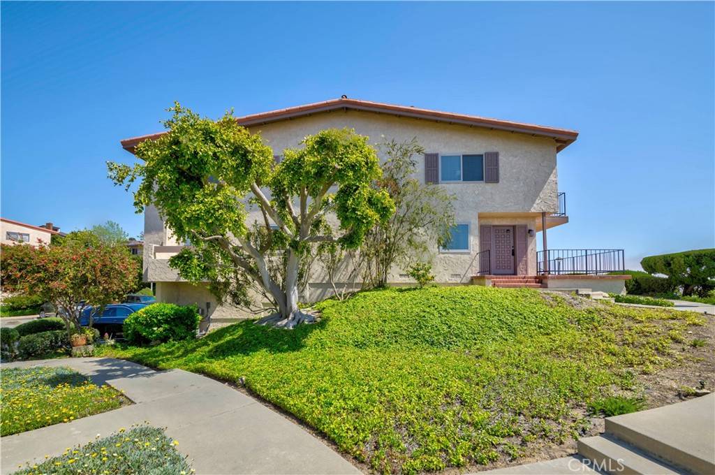 Rancho Palos Verdes, CA 90275,28211 Ridgethorne CT