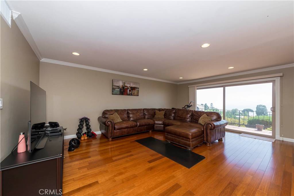 Rancho Palos Verdes, CA 90275,28211 Ridgethorne CT