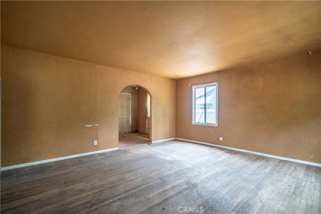 Arleta, CA 91331,13500 Goleta ST