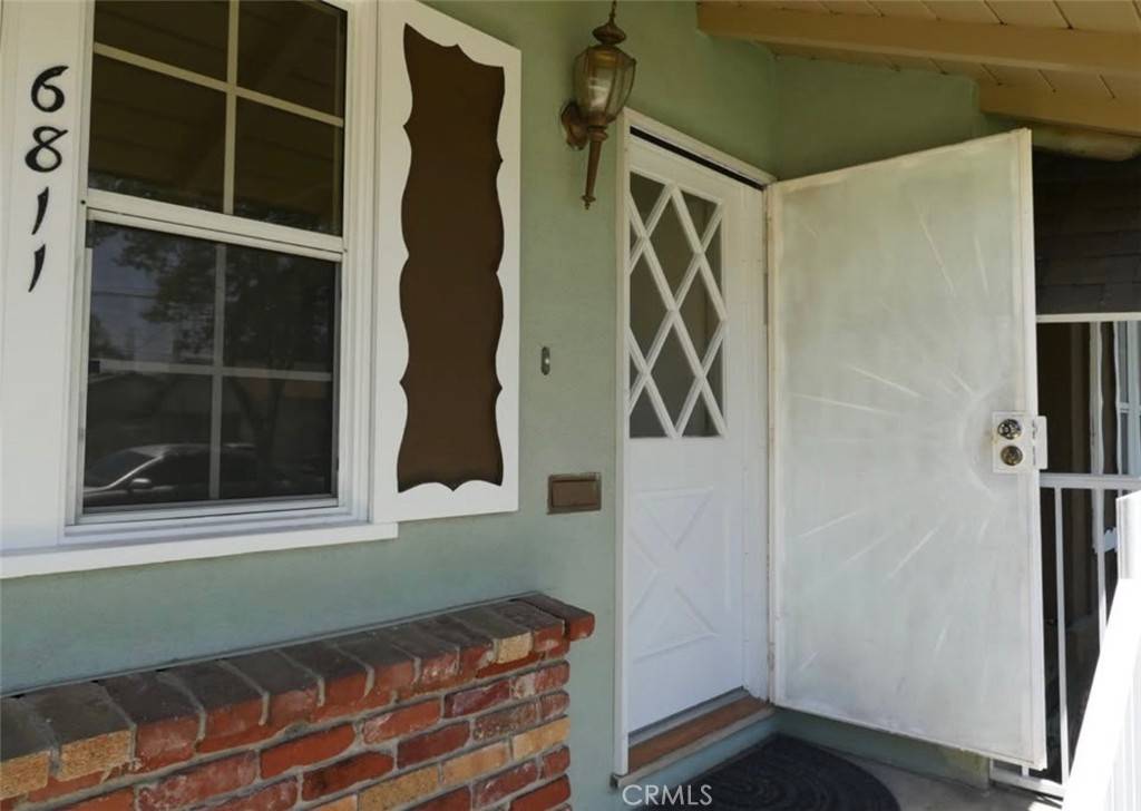 Long Beach, CA 90805,6811 Myrtle AVE