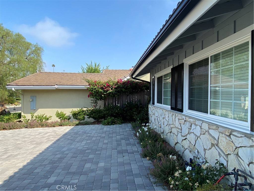 Rancho Palos Verdes, CA 90275,26516 Rockhurst LN