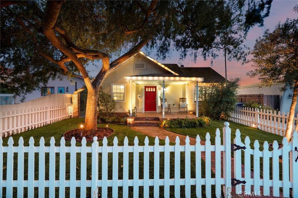 Lomita, CA 90717,2322 246th ST