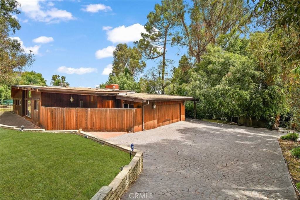 Rancho Palos Verdes, CA 90275,29240 Palos Verdes Drive East