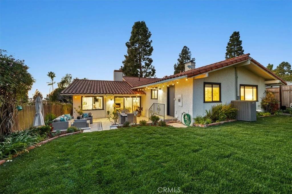 Palos Verdes Estates, CA 90274,1716 Via Zurita