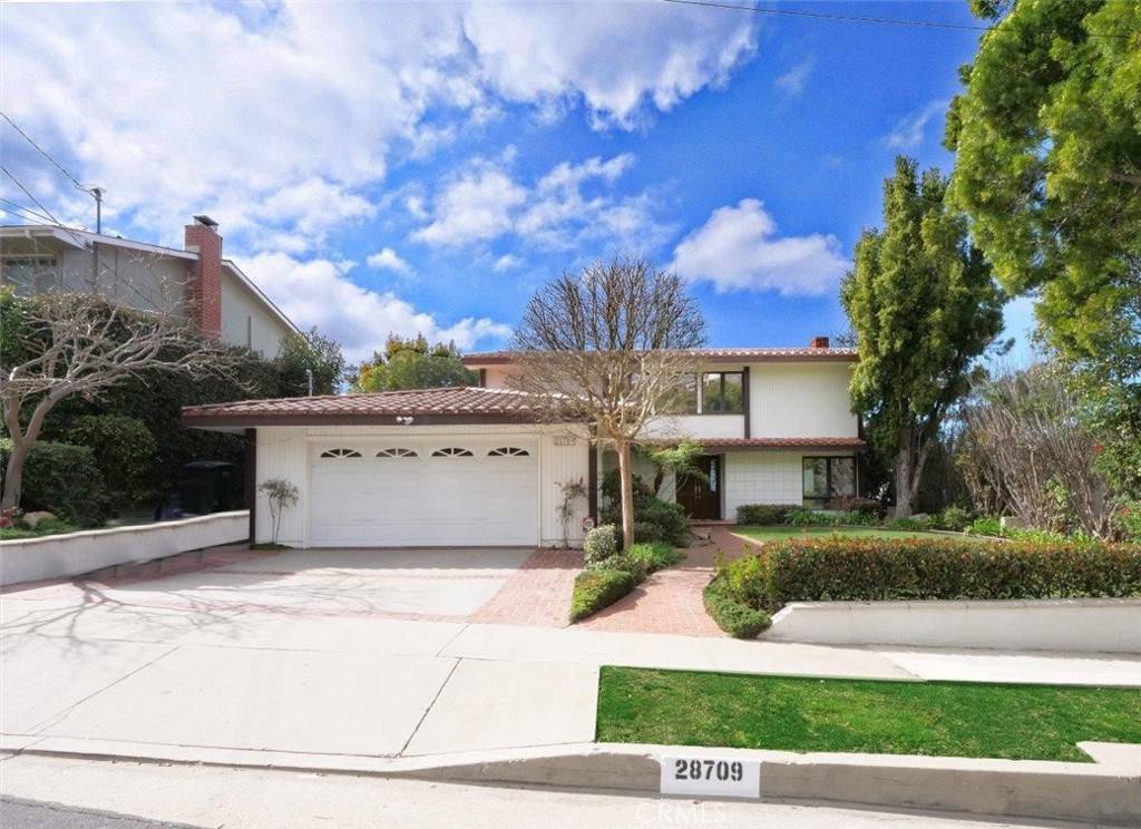 Rancho Palos Verdes, CA 90275,28709 Rothrock DR