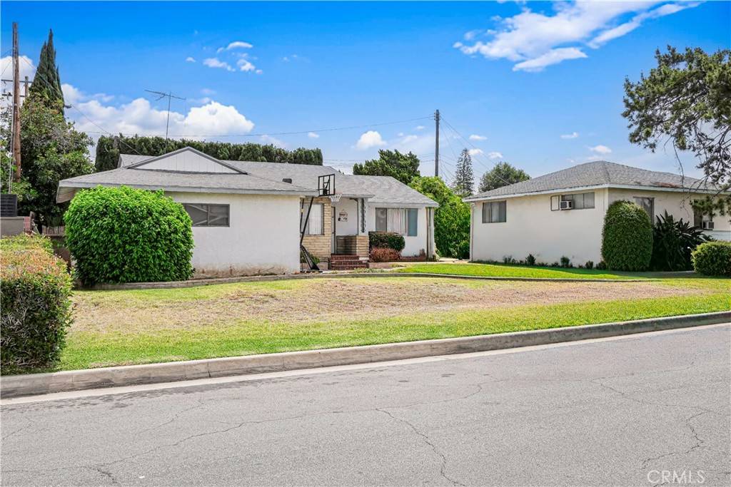 La Mirada, CA 90638,11838 Rimrock DR