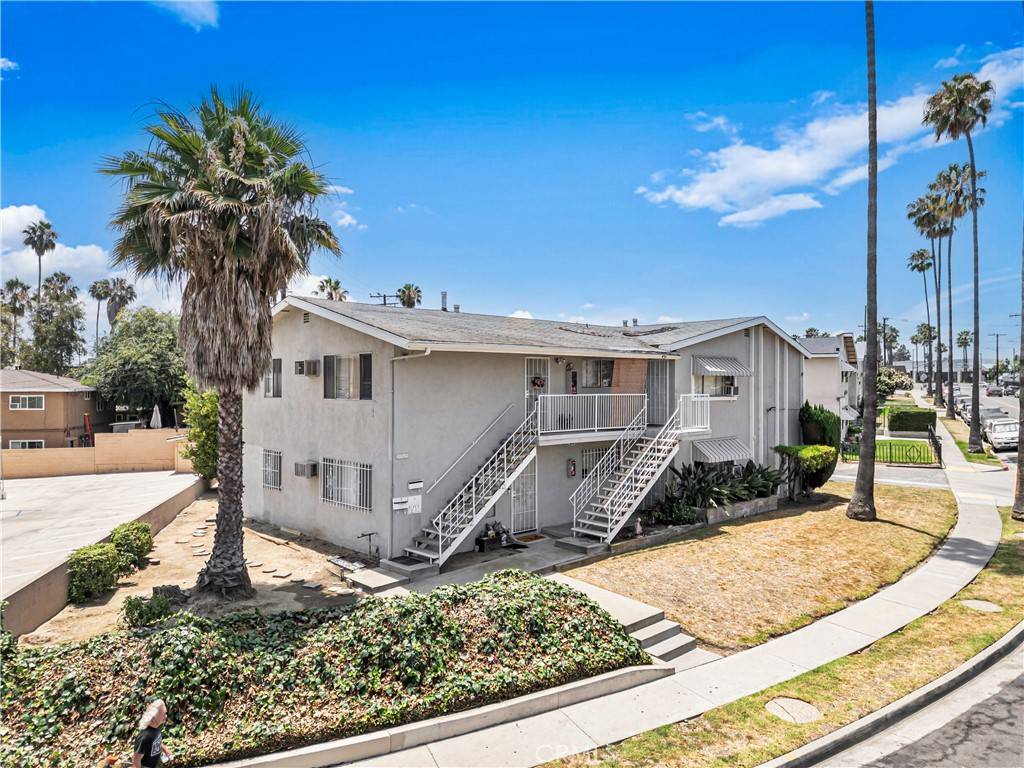 Whittier, CA 90605,10060 Laurel Ave.
