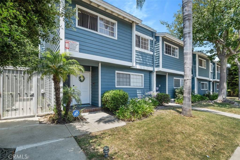 Lawndale, CA 90260,14533 Larch AVE