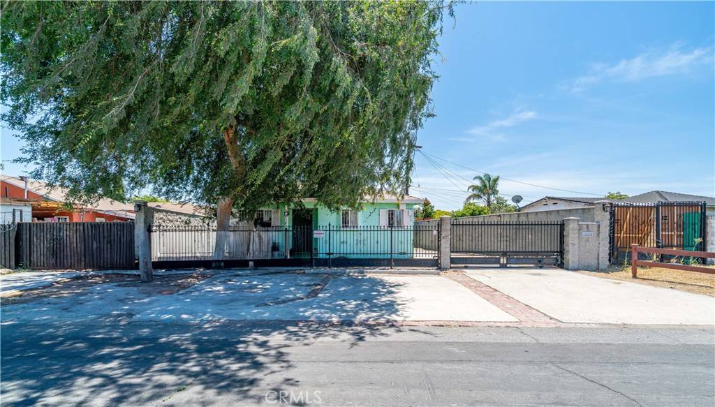 Los Angeles, CA 90061,11860 Athens WAY