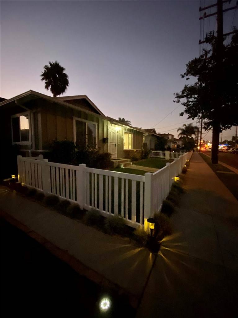 Lomita, CA 90717,24359 Pennsylvania AVE