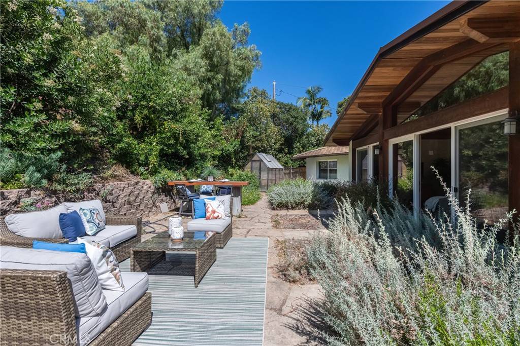 Rolling Hills, CA 90274,2 Chuckwagon RD