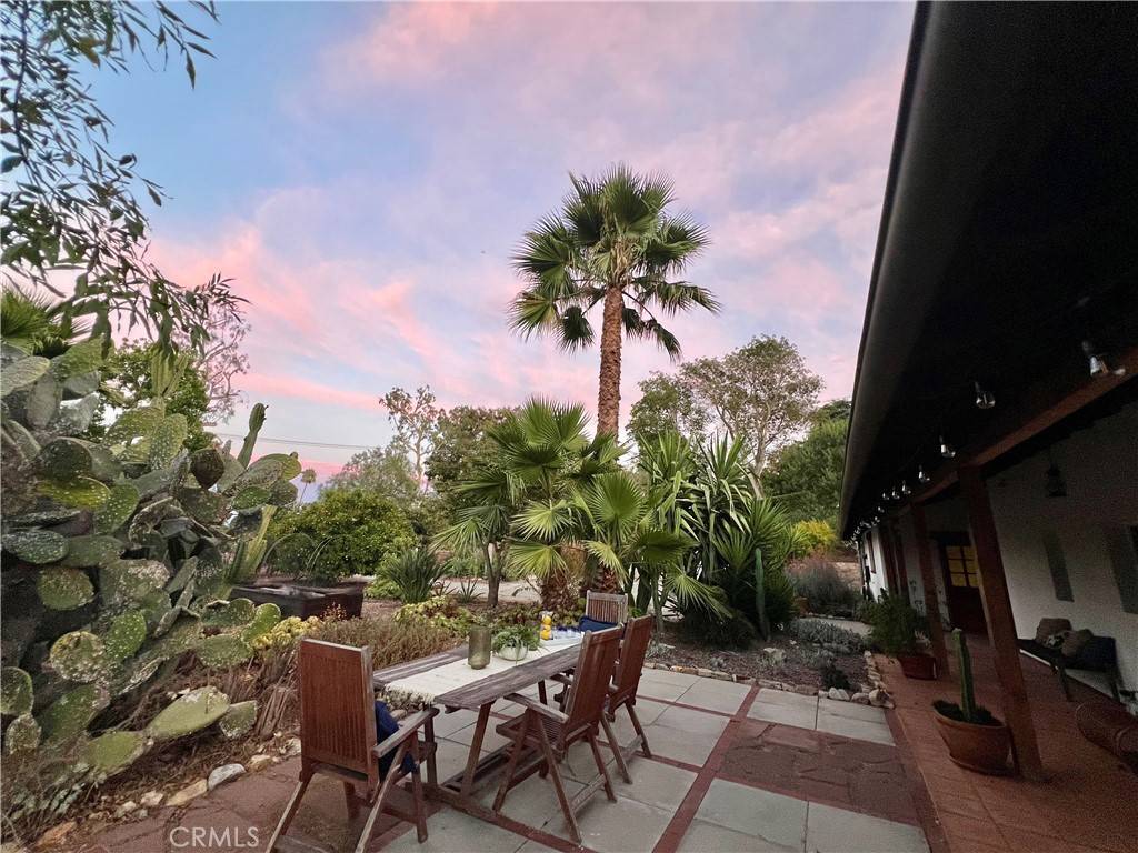 Rolling Hills, CA 90274,2 Chuckwagon RD