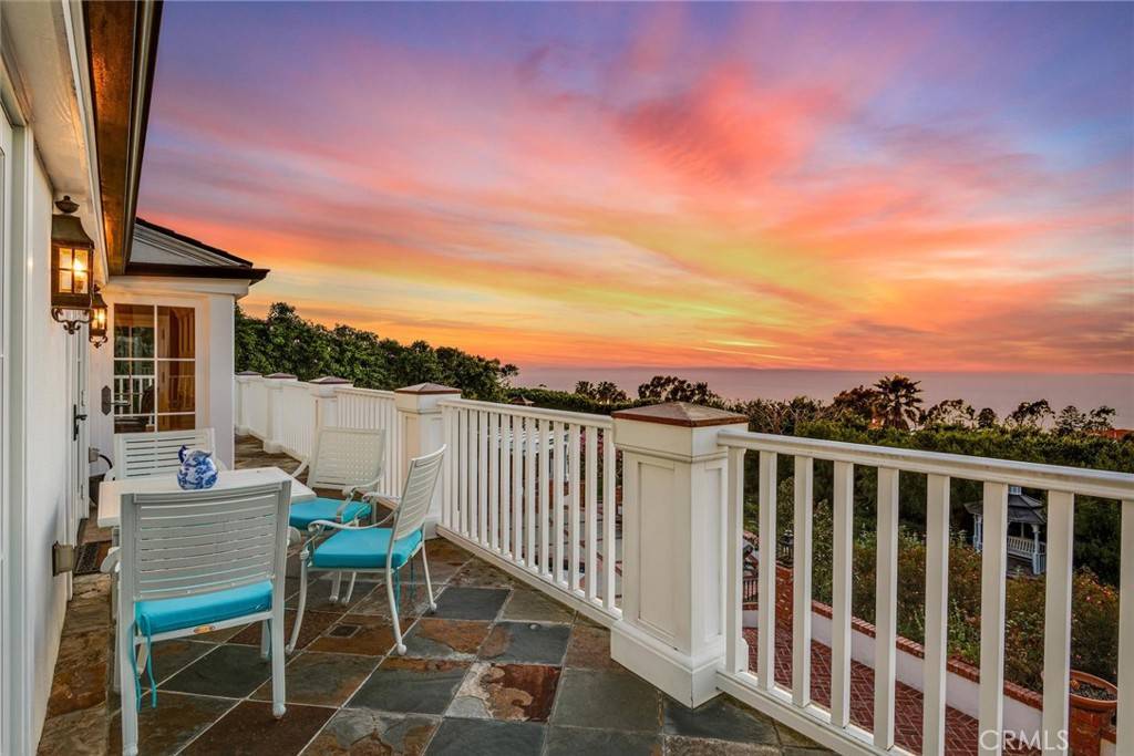 Palos Verdes Estates, CA 90274,1409 Via Arco
