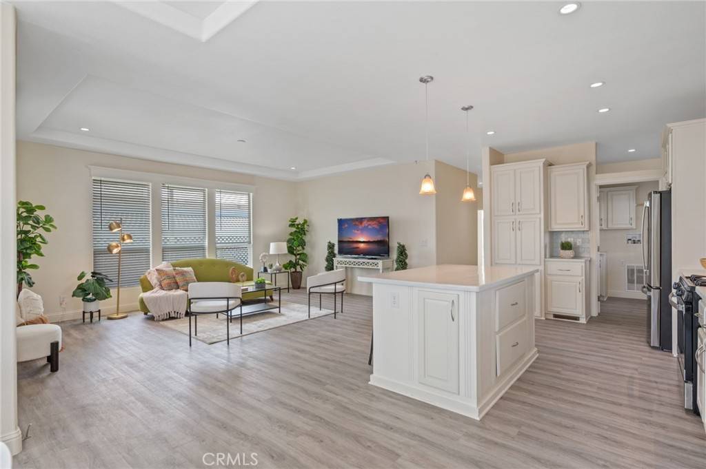 La Verne, CA 91750,3800 Bradford St #233