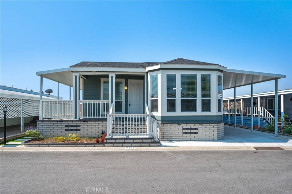 La Verne, CA 91750,3800 Bradford St #233