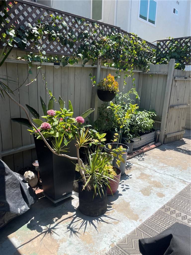 Hermosa Beach, CA 90254,815 Manhattan AVE