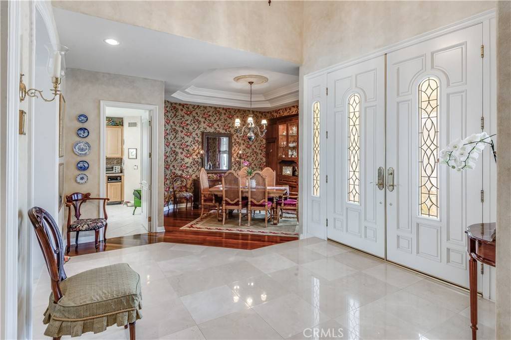 Rolling Hills Estates, CA 90274,48 Santa Cruz