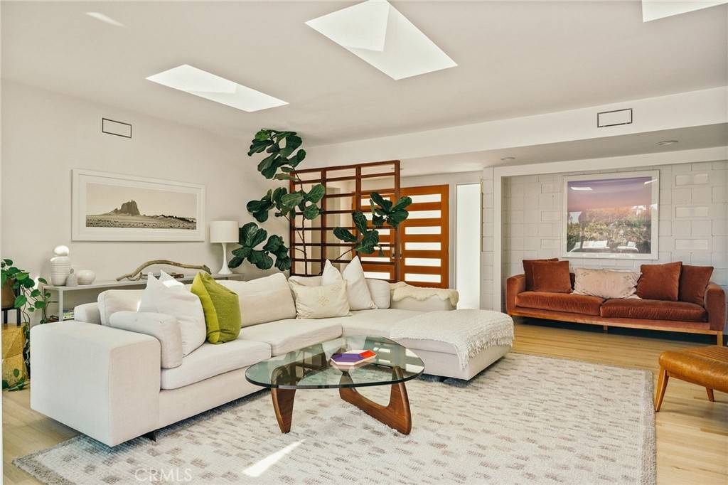 Rolling Hills Estates, CA 90274,34 Shady Vista Road