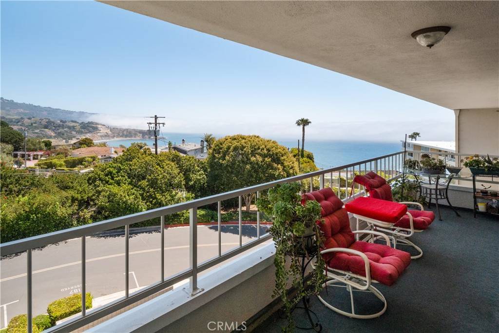 Rancho Palos Verdes, CA 90275,32735 Seagate DR #304-D
