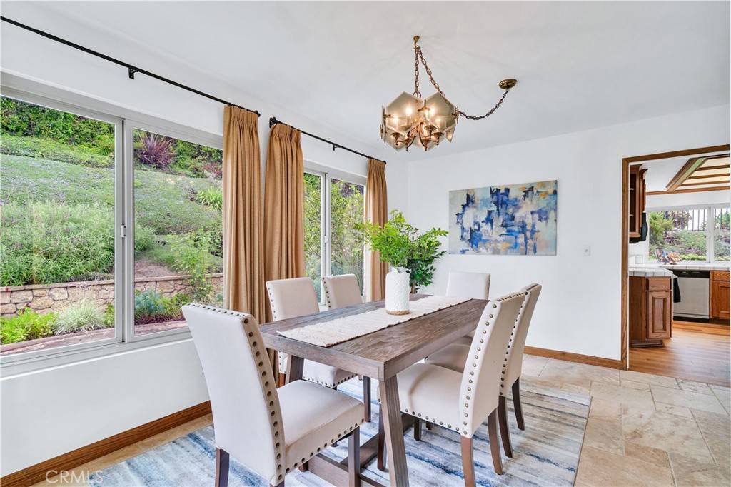 Rancho Palos Verdes, CA 90275,30440 Via Victoria