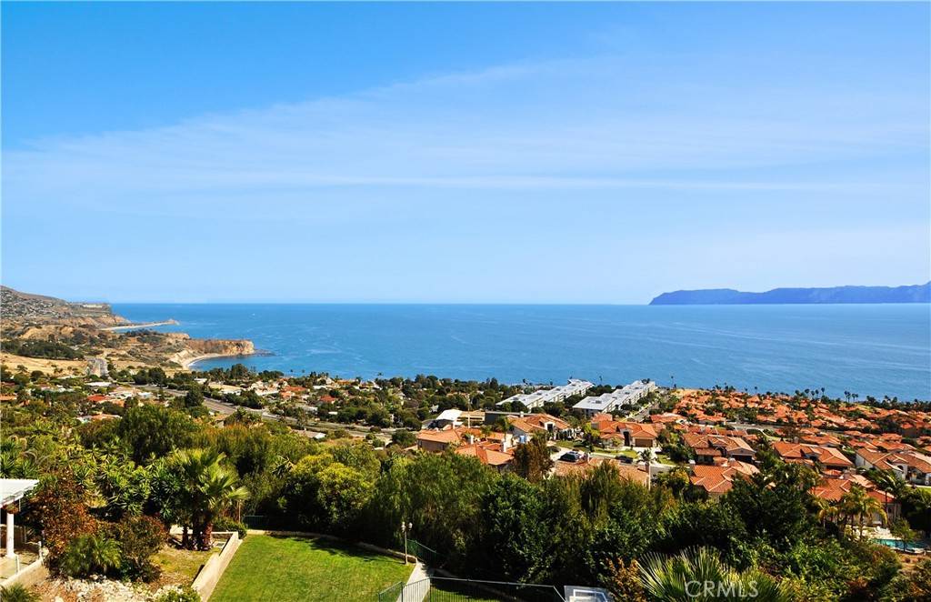 Rancho Palos Verdes, CA 90275,31423 Marne DR