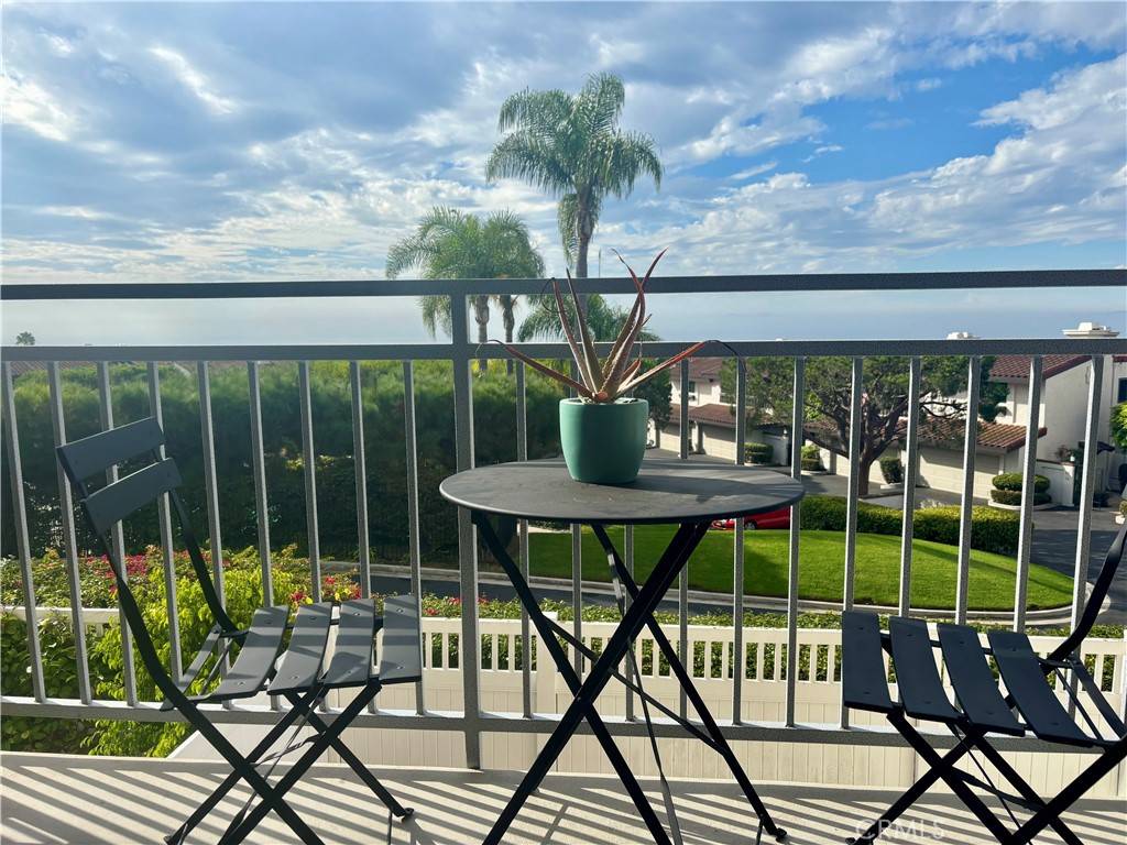 San Pedro, CA 90732,2235 W 25th ST #115