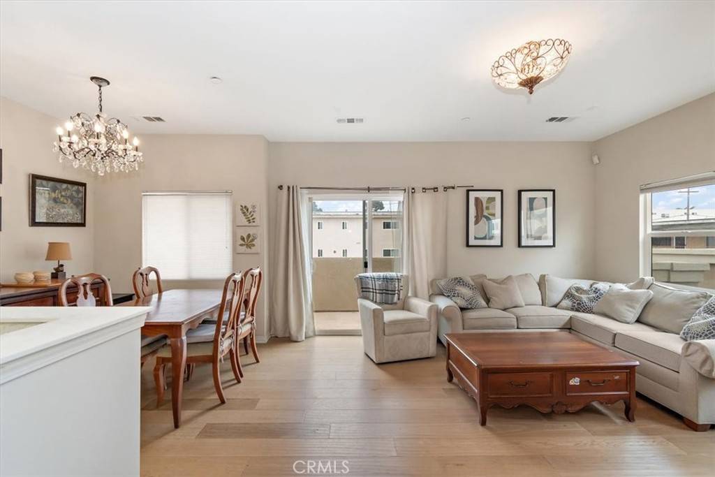 Torrance, CA 90503,20615 Amie AVE #108