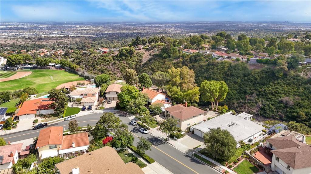 Rancho Palos Verdes, CA 90275,4718 Elkridge DR