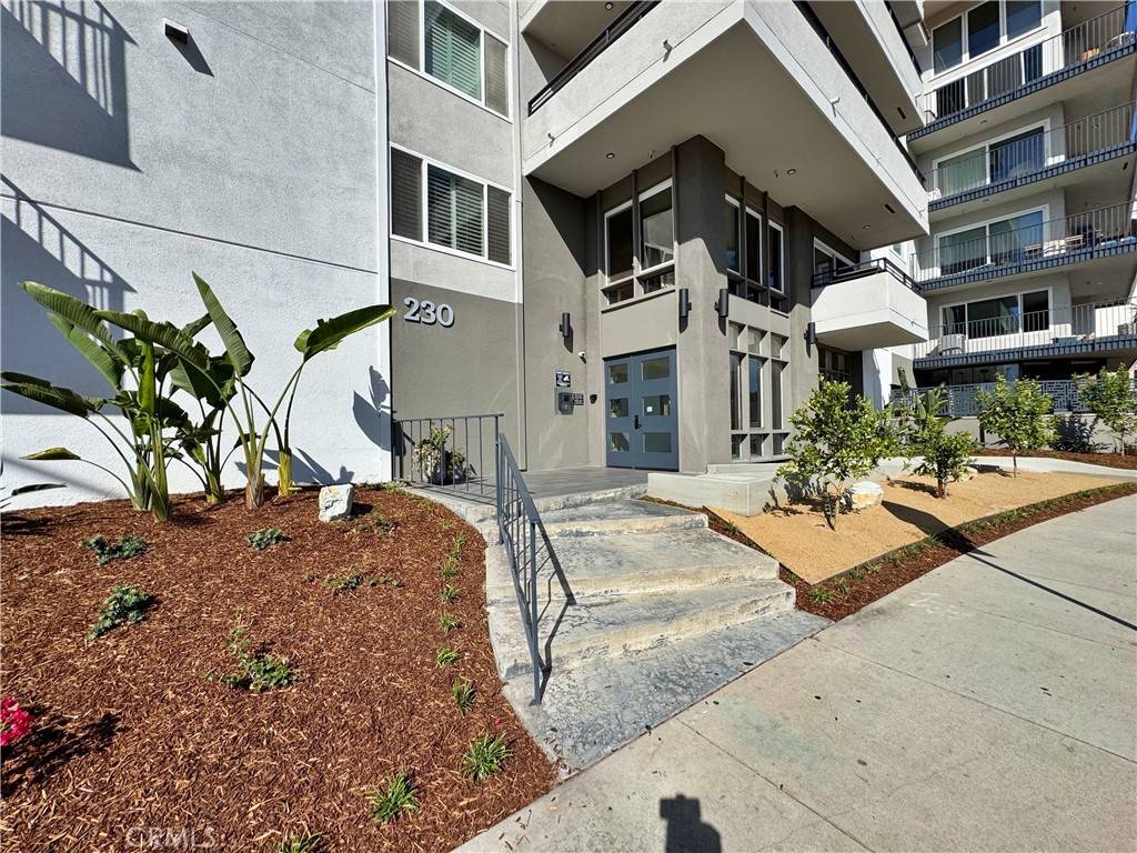 Redondo Beach, CA 90277,230 S Catalina AVE #107