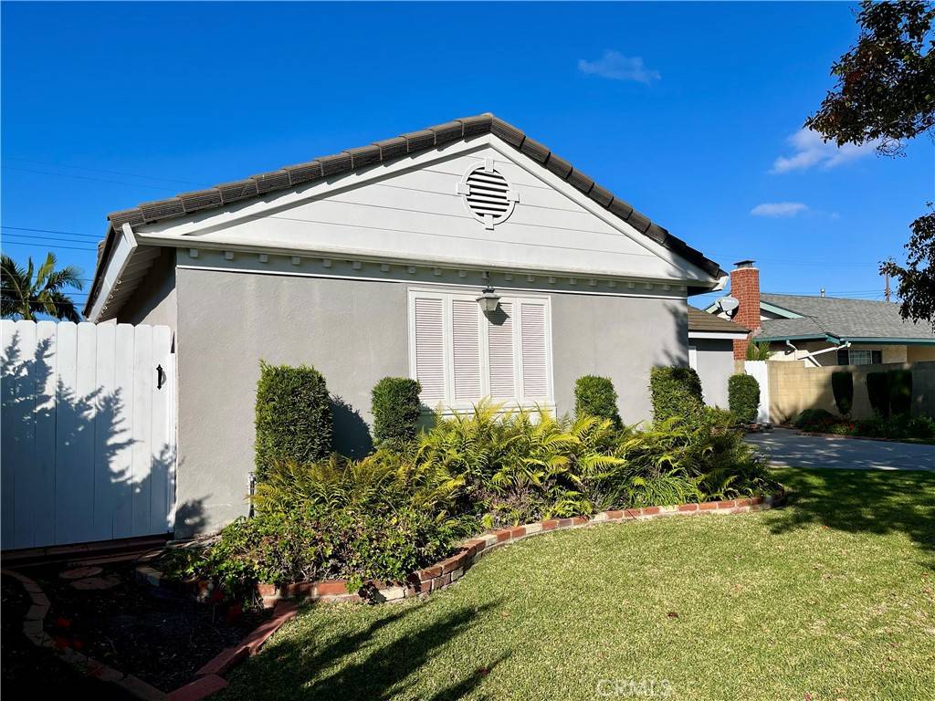 Huntington Beach, CA 92649,16291 Hawaii