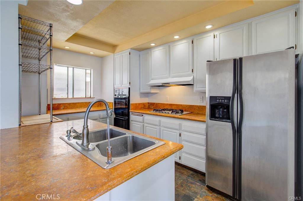 Hermosa Beach, CA 90254,962 1st ST #C