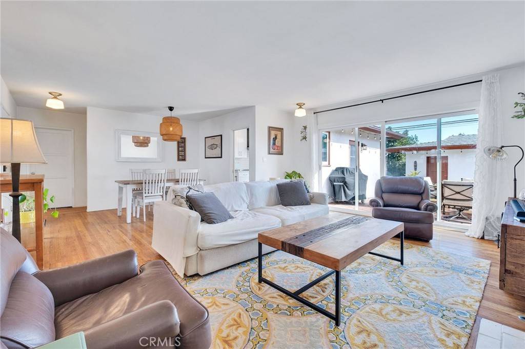 Long Beach, CA 90815,2834 Palo Verde