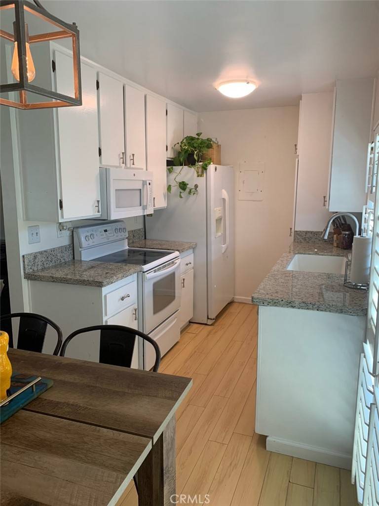 Lake Forest, CA 92630,23232 Orange AVE #3