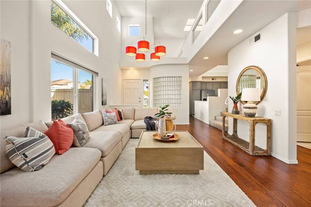 Anaheim Hills, CA 92808,8230 E Alpine CT