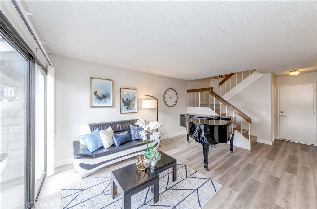 Anaheim, CA 92801,213 N Magnolia AVE #C