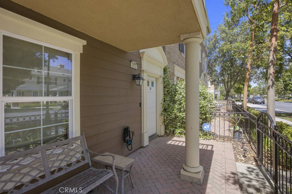Tustin, CA 92782,1472 Montgomery ST