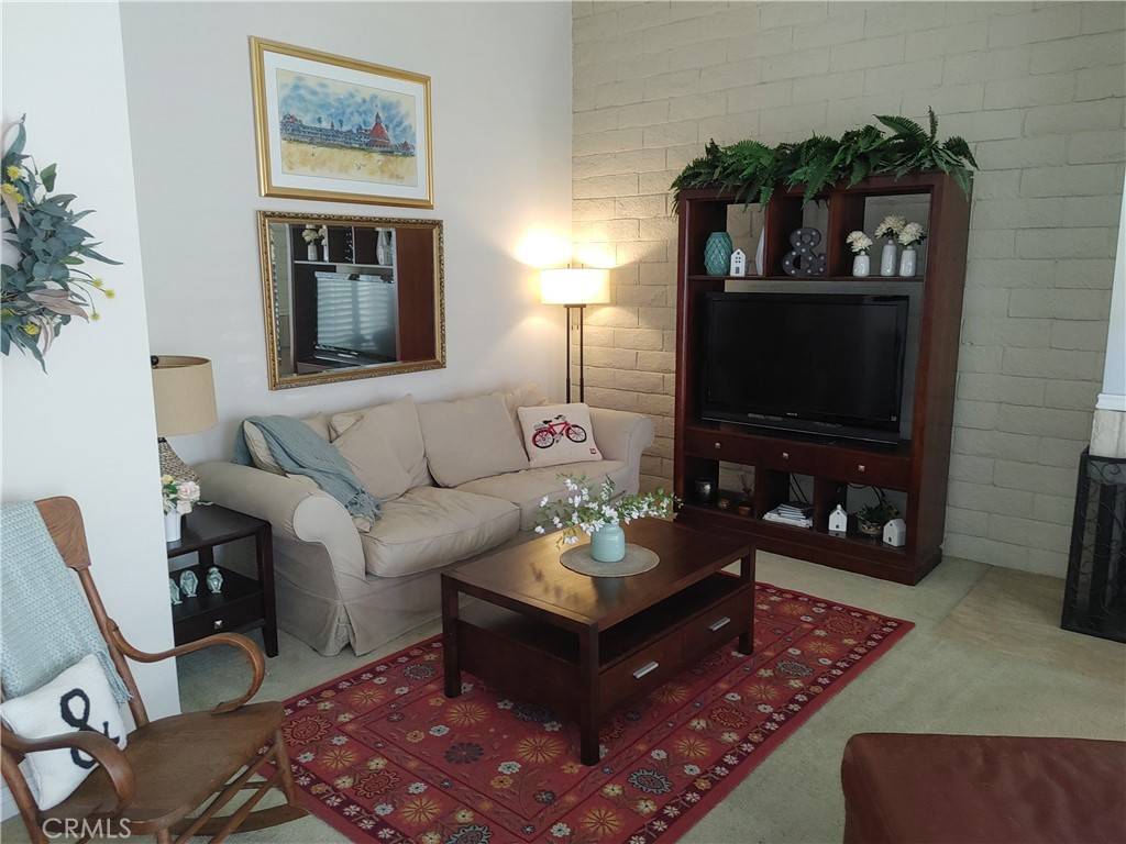 Fullerton, CA 92835,3001 Persimmon PL