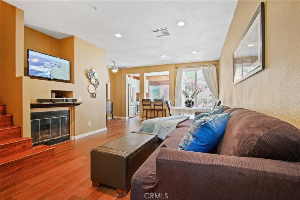 Placentia, CA 92870,219 Draft WAY