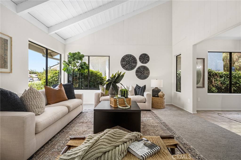 Tustin, CA 92780,17681 Limetree Way