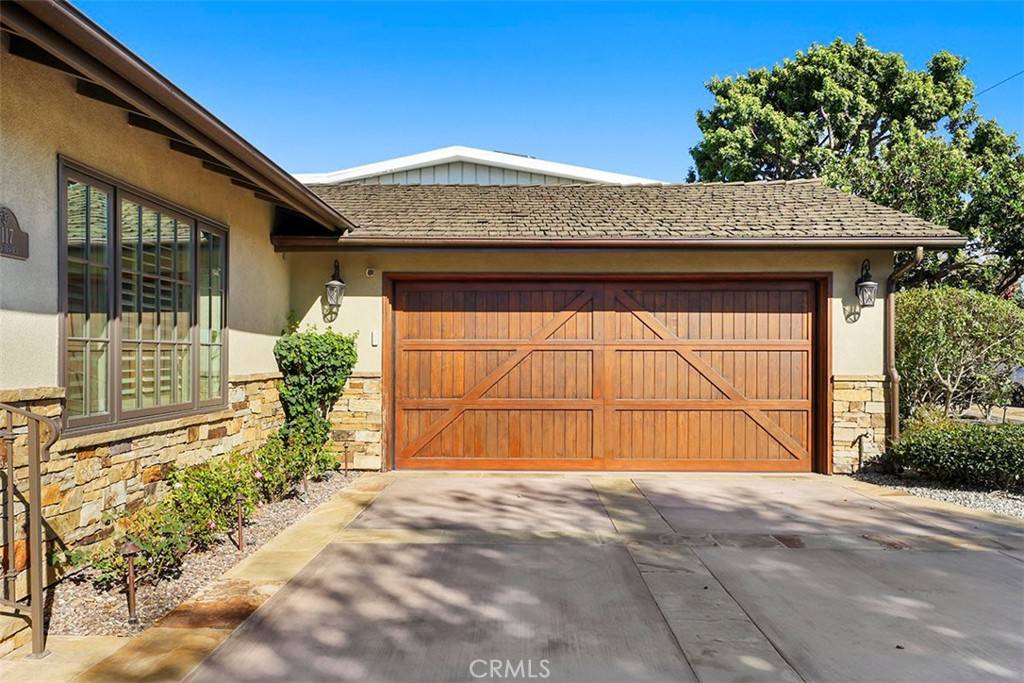 Long Beach, CA 90815,5117 East Los Flores Street