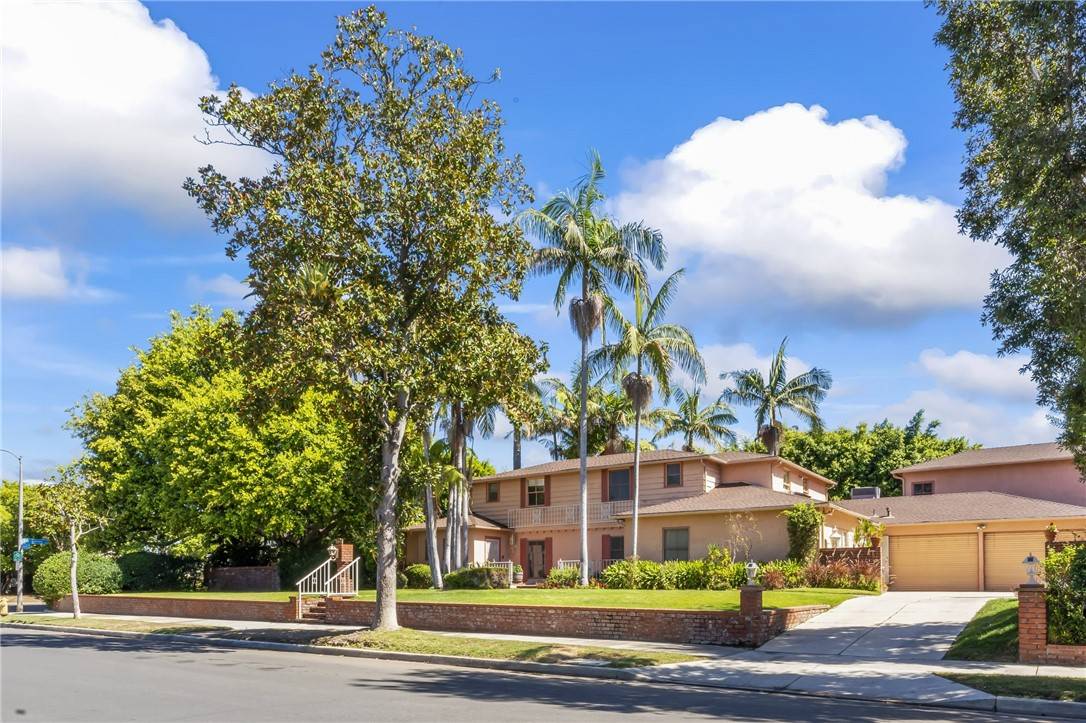 Long Beach, CA 90807,4160 Locust AVE
