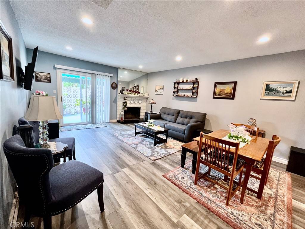 Fullerton, CA 92831,1360 Shadow LN #M