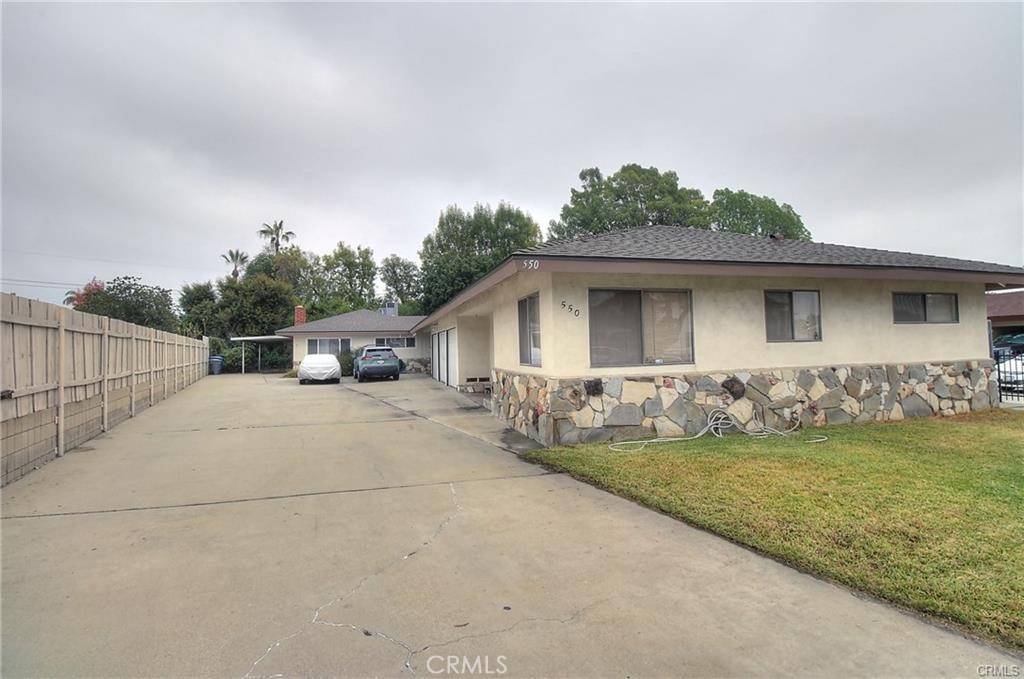 La Habra, CA 90631,550 Ridgeway LN
