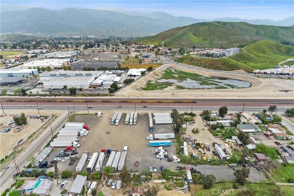 San Bernardino, CA 92407,2035 W 1st AVE